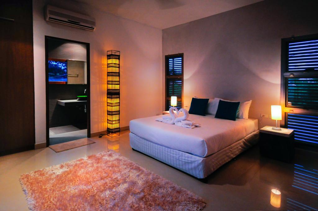 Nai Harn Beach Villa Kültér fotó